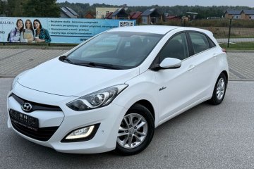 Hyundai i30 blue 1.6 GDI YES Gold